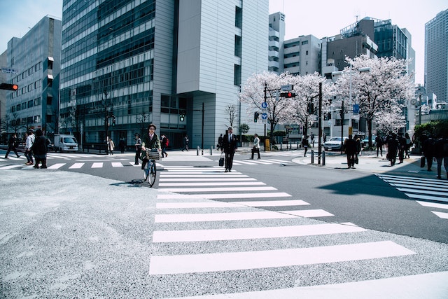 平凉为何勤工俭学对在日本的留学生的职业生涯至关重要？
